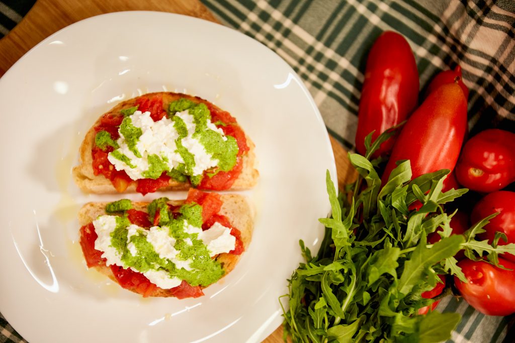 ricetta-bruschetta-pomodori-e-burrata