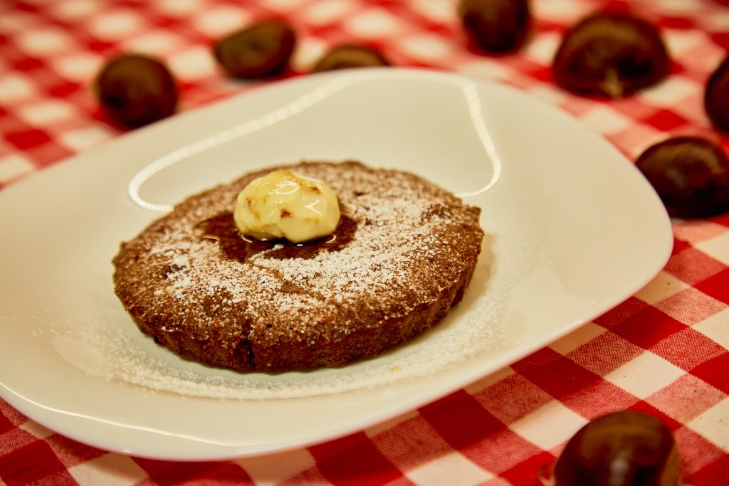 torta-caprese-castagne